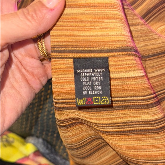 Kenneth Cole NY Striped Brown Short Sleeve sheer ish Men's Shirt - Picture 7 of 7